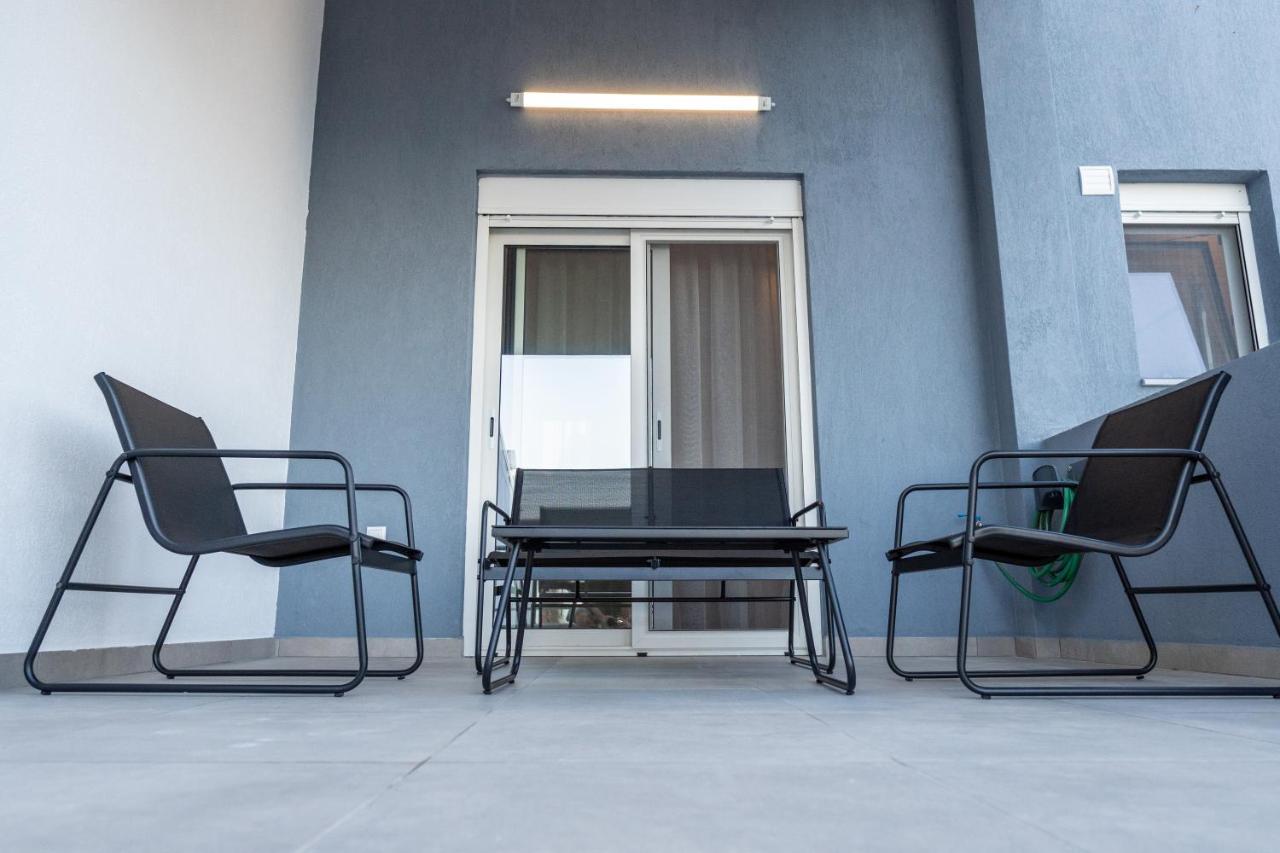 Yiasemi Apartments Nea Iraklitsa Dış mekan fotoğraf