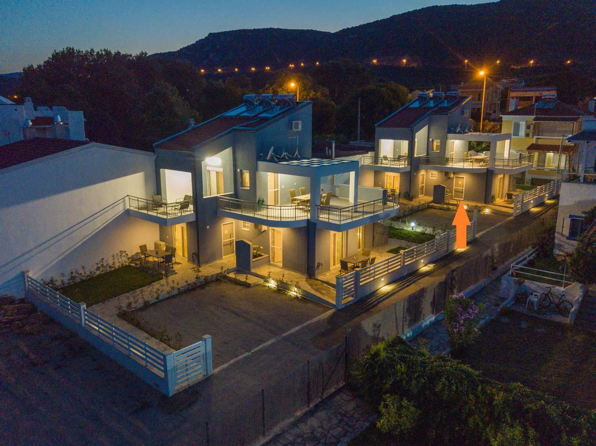Yiasemi Apartments Nea Iraklitsa Oda fotoğraf